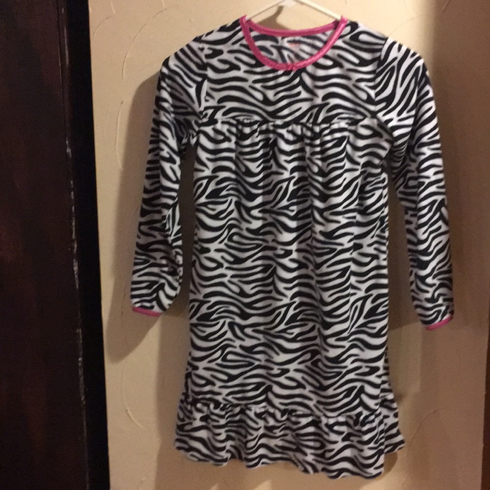 Carter nightgown